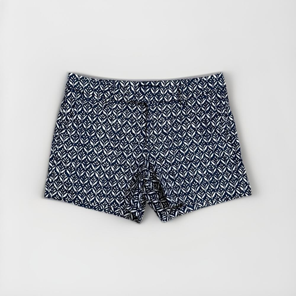 Anthropologie Level 99 Shorts Women's Size 28 Blue White Flat Front Chino Shorts